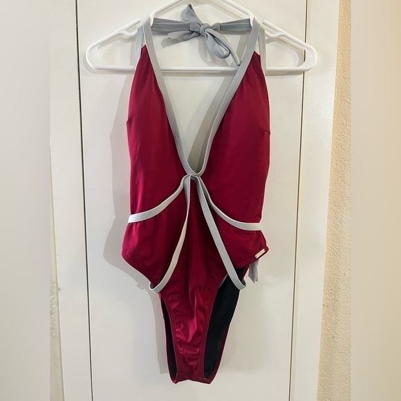 Free Society plunge swimsuit in red wine red size 12 - Picture 3 of 4